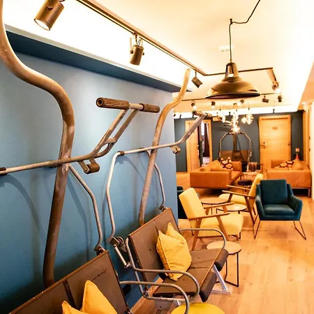 Safestay Centre Kitzbühel