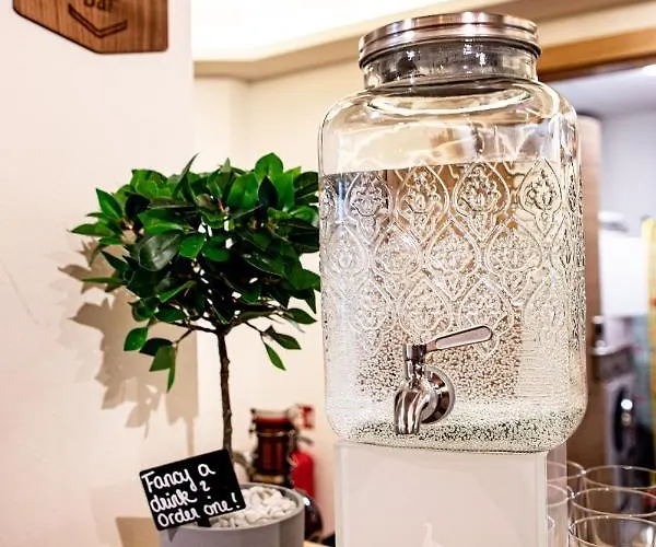 Safestay Centre ホステル キッツビュール